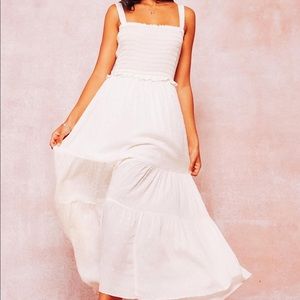 NWOT beachy maxi dress